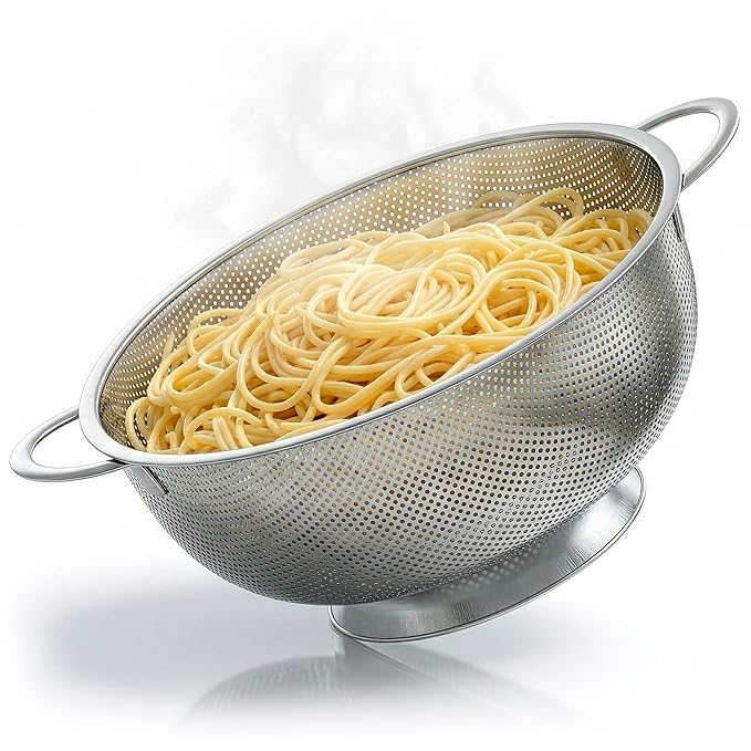 Stainless Steel Strainer Bowl With Handles - 5Qt Rice Washer Strainer Bowl for Grains, Beans, Spaghetti, Veggies, Fruits - Dishwasher Safe & Rust-Resistant Metal Strainers for Kitchen With Fine Holes