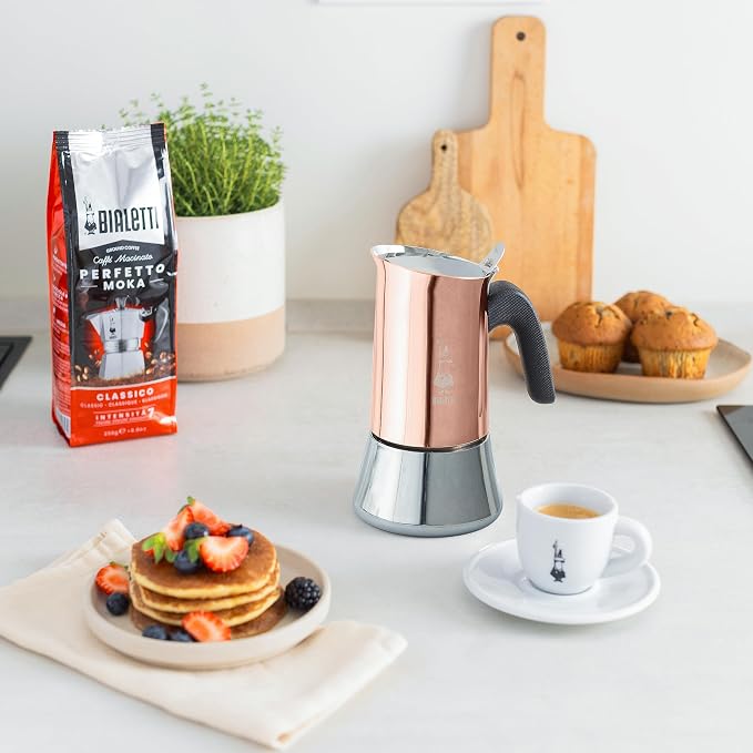 Bialetti - New Venus Induction, Stovetop Coffee Maker, Suitable for all Types of Hobs, 18/10 Steel, 4 Cups (5.7 Oz), Aluminum, Copper