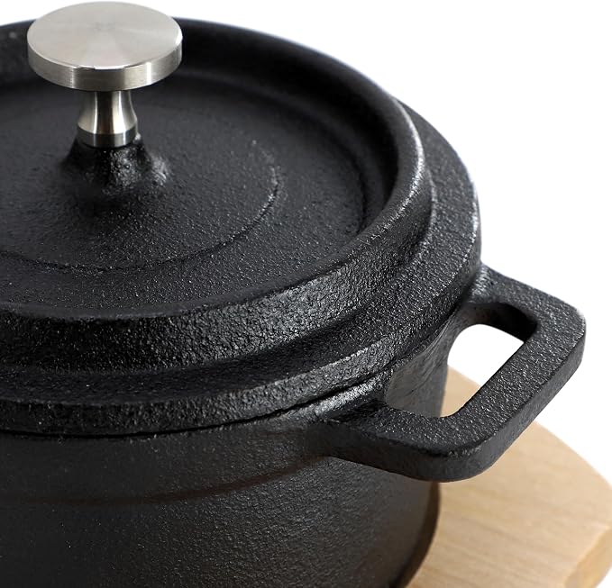 MegaChef Cast Iron 8 Ounce Mini Dutch Oven with Wood Tray, Cookware, Bakeware, Serveware (1 Piece)