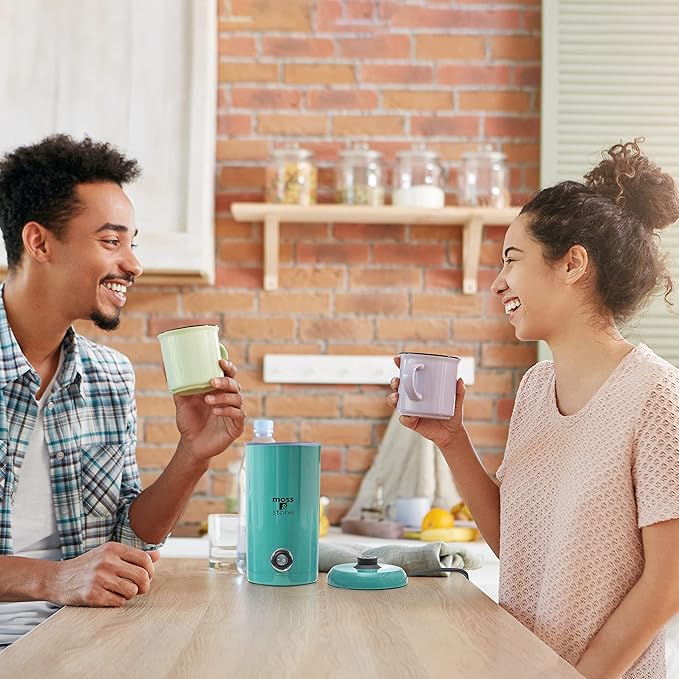 Moss & Stone Electric Milk Frother - Latte Art Steamer, Electric Cappuccino Machine And Milk Warmer, Hot Foam Maker and Milk Warmer for Latte, Cappuccinos, Macchiato, Hot Chocolate Milk