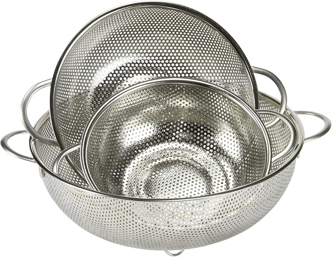 Chef Craft Quick Drain Microperforated Colander Set, 1.5 Quart, 2.5 Quart, and 5 Quart 3 Piece Set, Stainless Steel