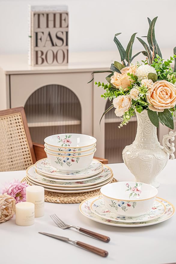 FHGNYSM Delicate Floral Dinnerware Set for 4,12-Piece Porcelain Lightweight Plates and Bowls Sets with Fine Sprigs and Blossoms, Ceramic Kitchen Dinner Set with Thin Gold Rim(English Garden Style)