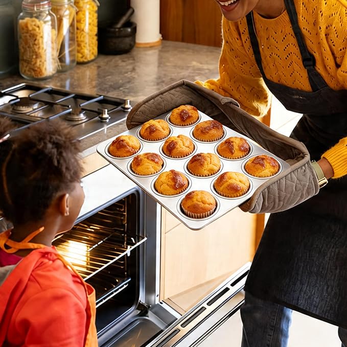 LIANYU Muffin Pan 12 Cups, Stainless Steel Cupcake Muffin Tin for Baking, Regular Size Metal Cupcake Baking Tray for Mini Muffins, Quiche, Brownie, Oven & Dishwasher Safe