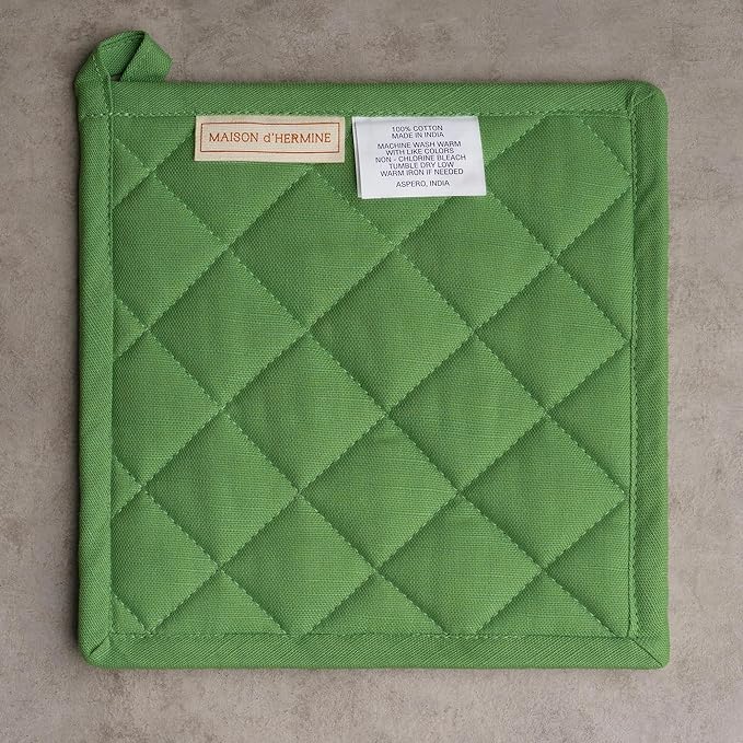 Maison d' Hermine Pot Holders 100% Cotton Heat Resistant Potholders 8" x 8" Hot Pads with Loop BBQ Cooking Baking Gifts for Mothers Day Handling Hot Pans Spring/Summer (Pack of 1, Basse Cour)