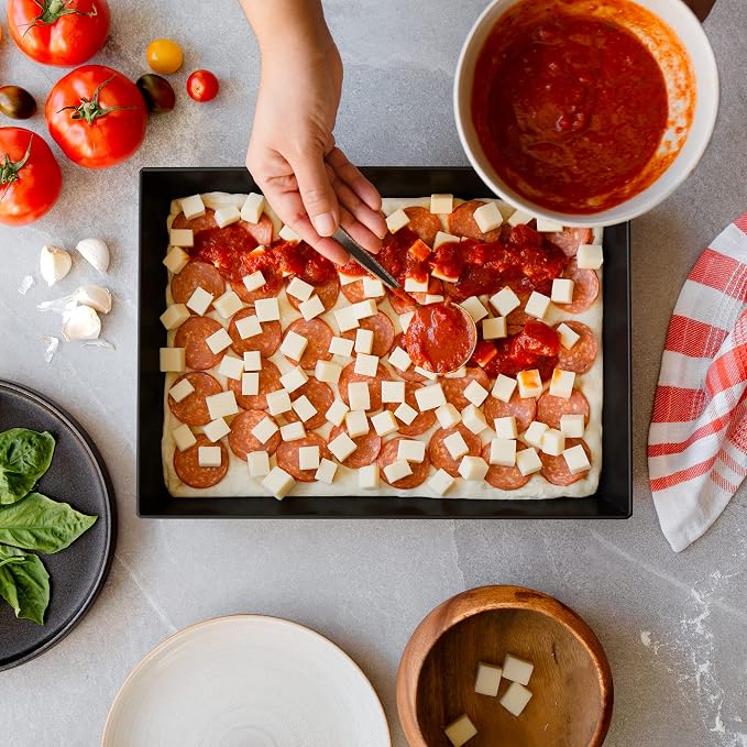 Chef Pomodoro Detroit Style Pizza Pan, 10 x 14 inch, Hard Anodized Rectangular Aluminum Deep Dish Pizza Pan, Pre-Seasoned Bakeware Kitchenware | Pre-Seasoned Nonstick Rectangular Bakeware, 2.5in Deep, Great for Casseroles, Focaccia & Deep Dish Desserts