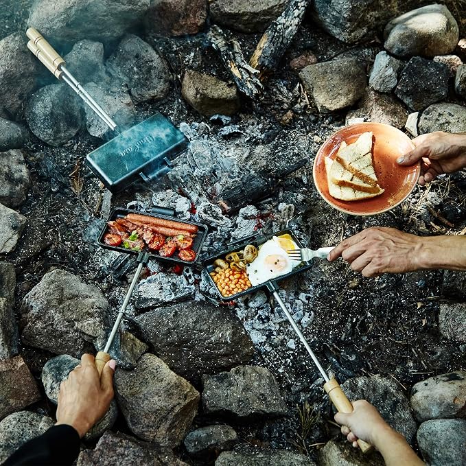 Uno Casa - XL Pie Irons Cast Iron Sandwich Maker - Mountain Japanese Sandwich Maker with Recipe Book - Durable Campfire Cooking Equipment for Toasted Pies, and More