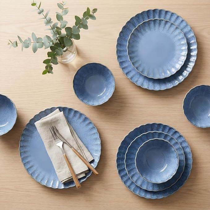 12 Pieces Stoneware Dinnerware Set, Microwave and Dishwasher Safe, for 4 | Scallop Frill Design, Chip Resistant, Ceramic, Includes Plates and Bowls