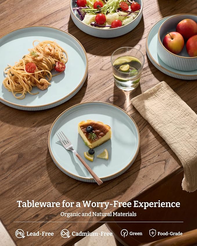 Famiware Star 18-Piece Stoneware Dinnerware Set for 6 – Blue, Ribbed Ceramic Plates and Bowls with Rim – Modern Rustic Dishes, Everyday & Formal – Chip & Scratch Resistant, Microwave & Dishwasher Safe