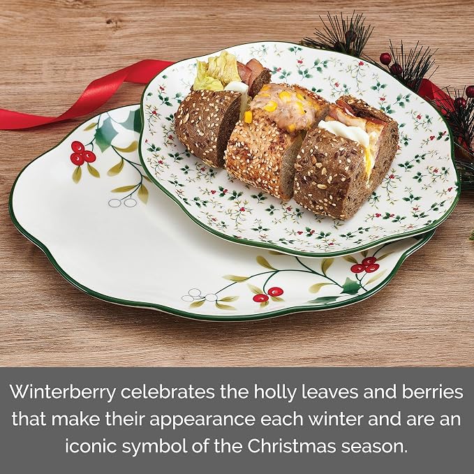 Pfaltzgraff Winterberry Holiday Set of 2 Serving Plates, 10 Inch and 12 Inch, Multicolored