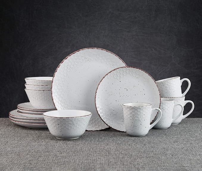 Pfaltzgraff Bumble Bee 16 Piece Dinnerware Set, Service For 4