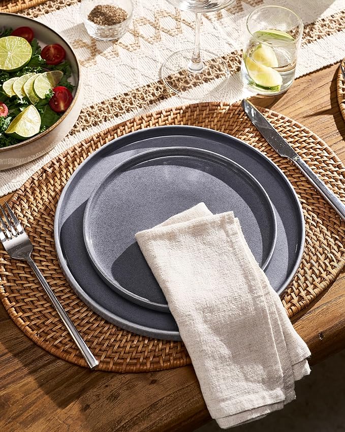 Famiware Annecy Plates and Bowls Sets, Service for 4 (16 Pieces), Dinnerware Sets with Pasta Bowls, Microwave and Dishwasher Safe Dishes Set, Chip and Scratch Resistant, Misty Blue