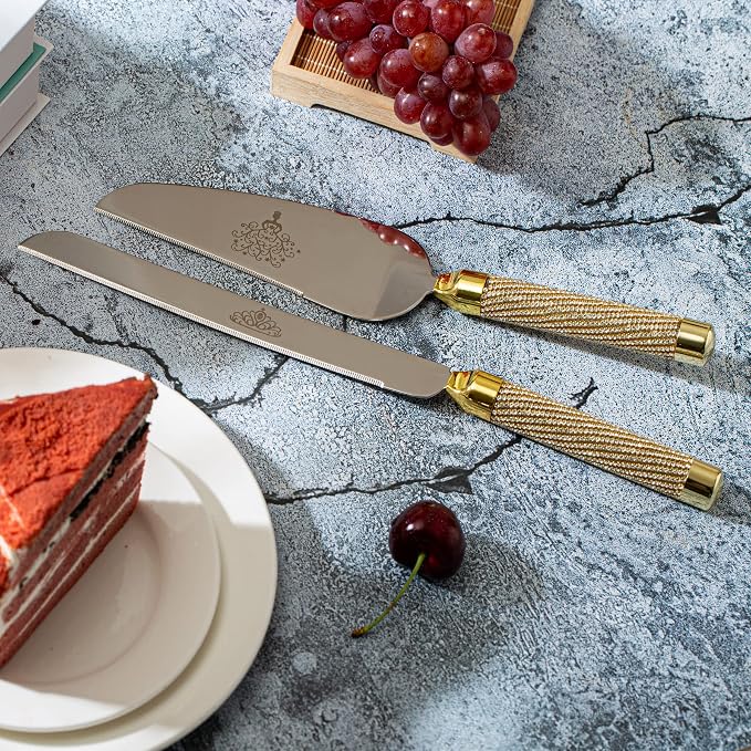 Wedding Cake Knife and Server Set, 7Oz Mr and Mrs Champagne Flutes and Cake Cutting Set for Wedding Engagement Bridal Shower Gifts (Gold)