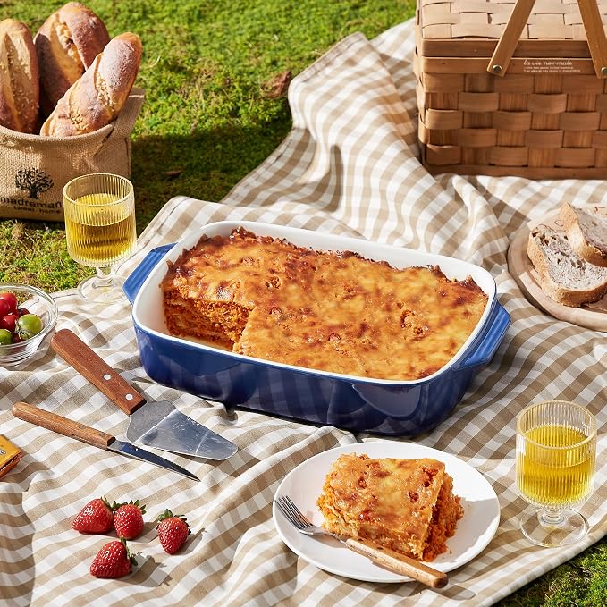 Lareina Large Ceramic Casserole Dish with Lid, 4.0 Quart Covered Rectangular Stoneware Baking Dishes for Oven, Deep 9x13 Inch Lasagna Pans for Baking and Serving, Perfect for Christmas, Blue