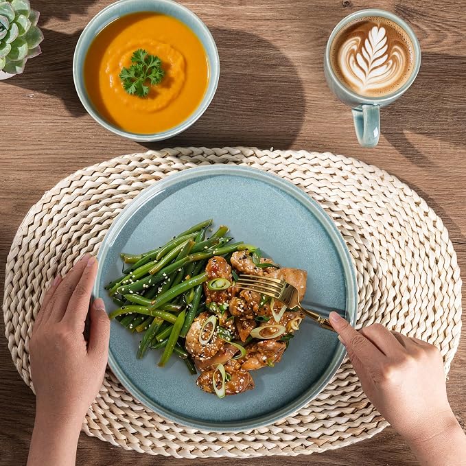 GBHOME Ceramic Dinnerware Sets for 4, 12 Pieces Stoneware Plates and Bowls Sets, Scratch Resistant Dishes, Dishwasher & Microwave Safe, Reactive Glaze-Malachite Green