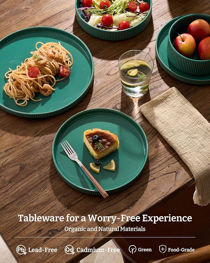 Famiware Star 18-Piece Stoneware Dinnerware Set for 6 – Sage Green, Ceramic Ribbed Plates and Bowls – Modern Rustic Dishes, Everyday & Formal – Chip & Scratch Resistant, Microwave & Dishwasher Safe