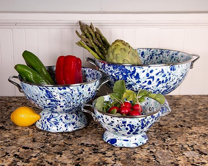 Golden Rabbit Enamelware Large Colander, 5 quart, Ocean