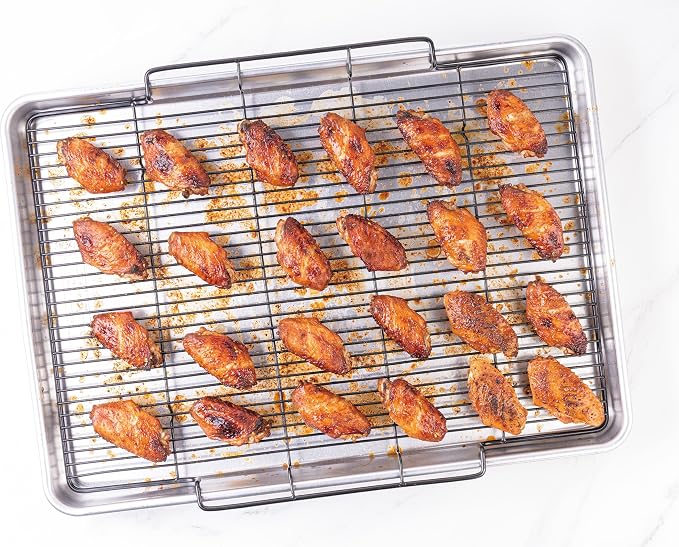 Baker's Secret Non-Toxic Large Roasting Pan 18" with Rack, Roaster 100% Recycled Aluminum, Turkey Roasting Pan, Vegetables, Poultry - The Natural Aluminum Collection PFOA, PFOS, and PTFE free