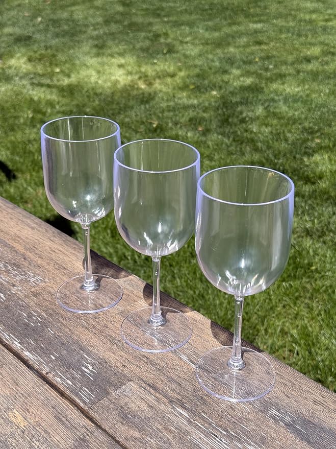FOX & GRAPES Plastic Stemmed Wine Glasses | Unbreakable/Shatterproof, Reusable, Food Safe, Dishwasher Safe, For Birthday and Party, 16oz (Clear, Set of 20)
