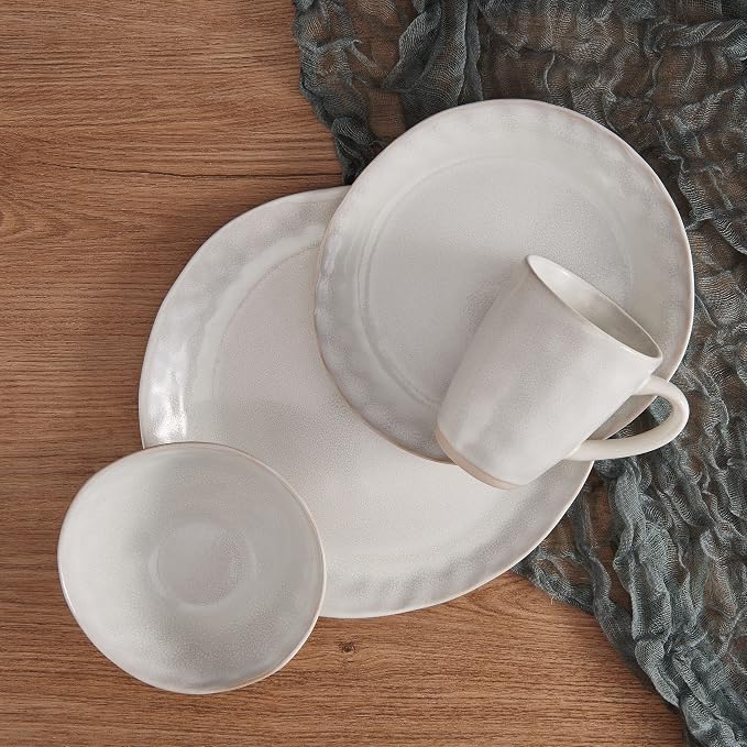 Mikasa Cora 16 Piece Dinnerware Set, Service For 4, Cream